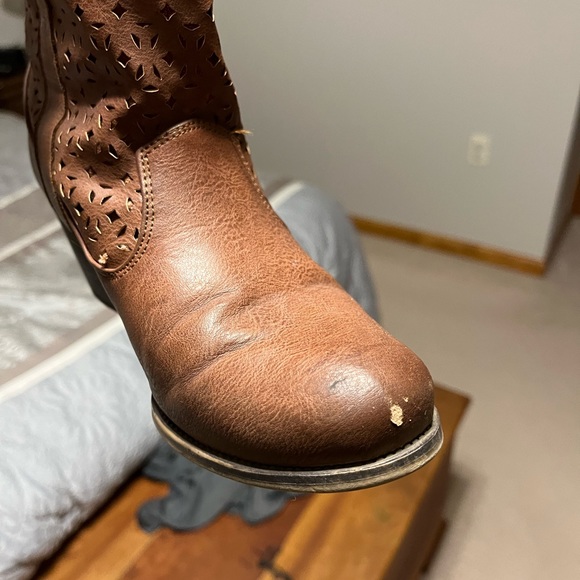 Nine West brown short cowboy boots - Picture 3 of 5